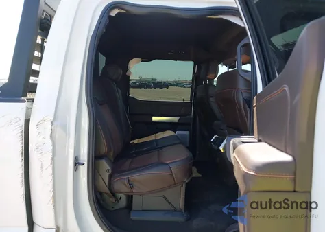 2023 Ford F-350 King Ranch из США, поврежденный, VIN 1FT8W3BM3PED98143